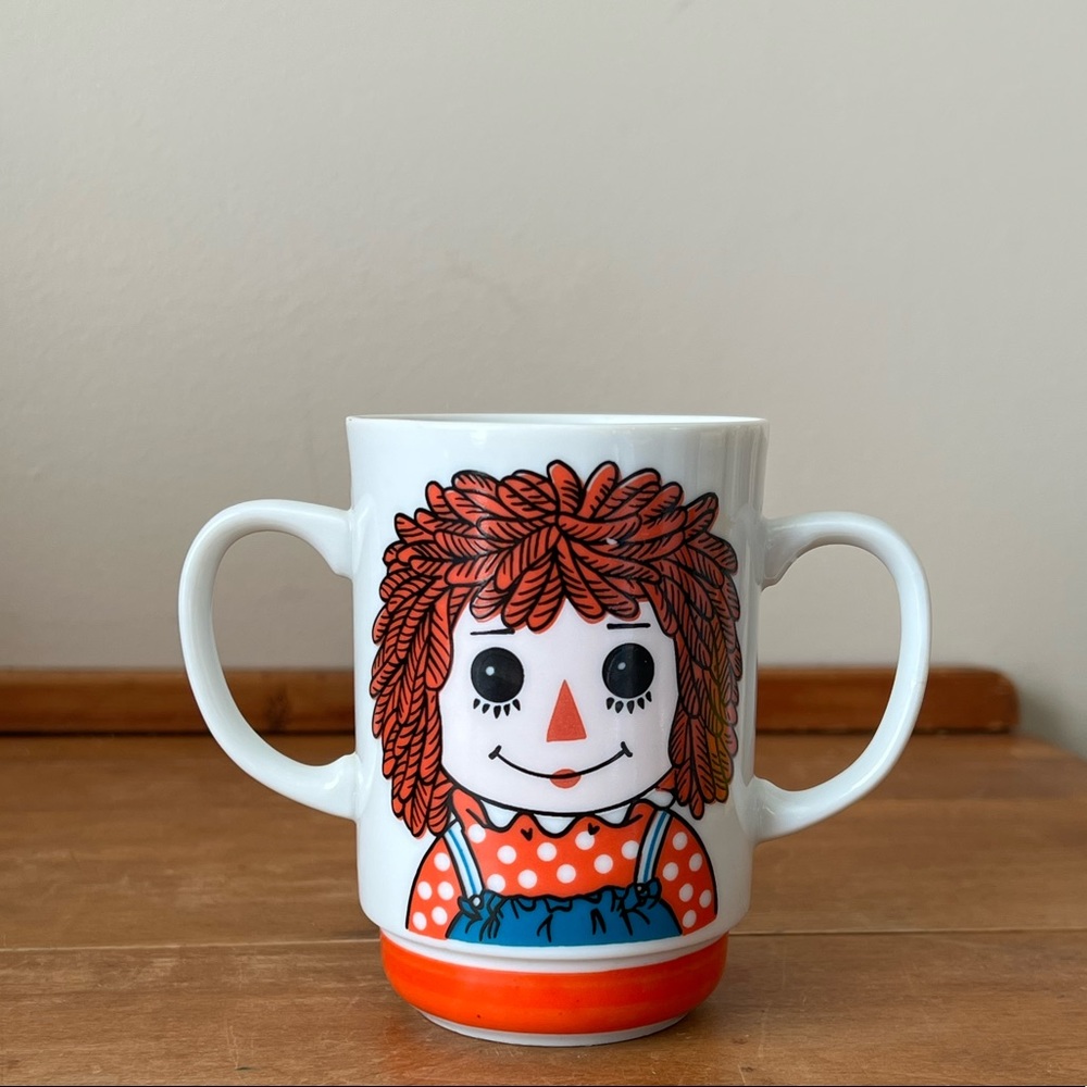 Vintage Raggedy Ann and Andy Double-Handle Mug
